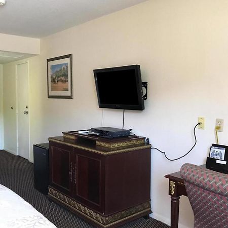 America'S Best Inn Urbana Champaign Extérieur photo